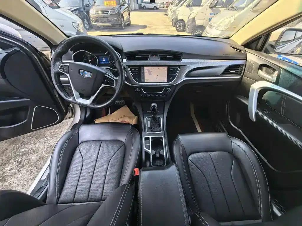 Geely Emgrand 2017 Sedan Million Edition 1.5L CVT Upward Connected Version — миниатюра 7