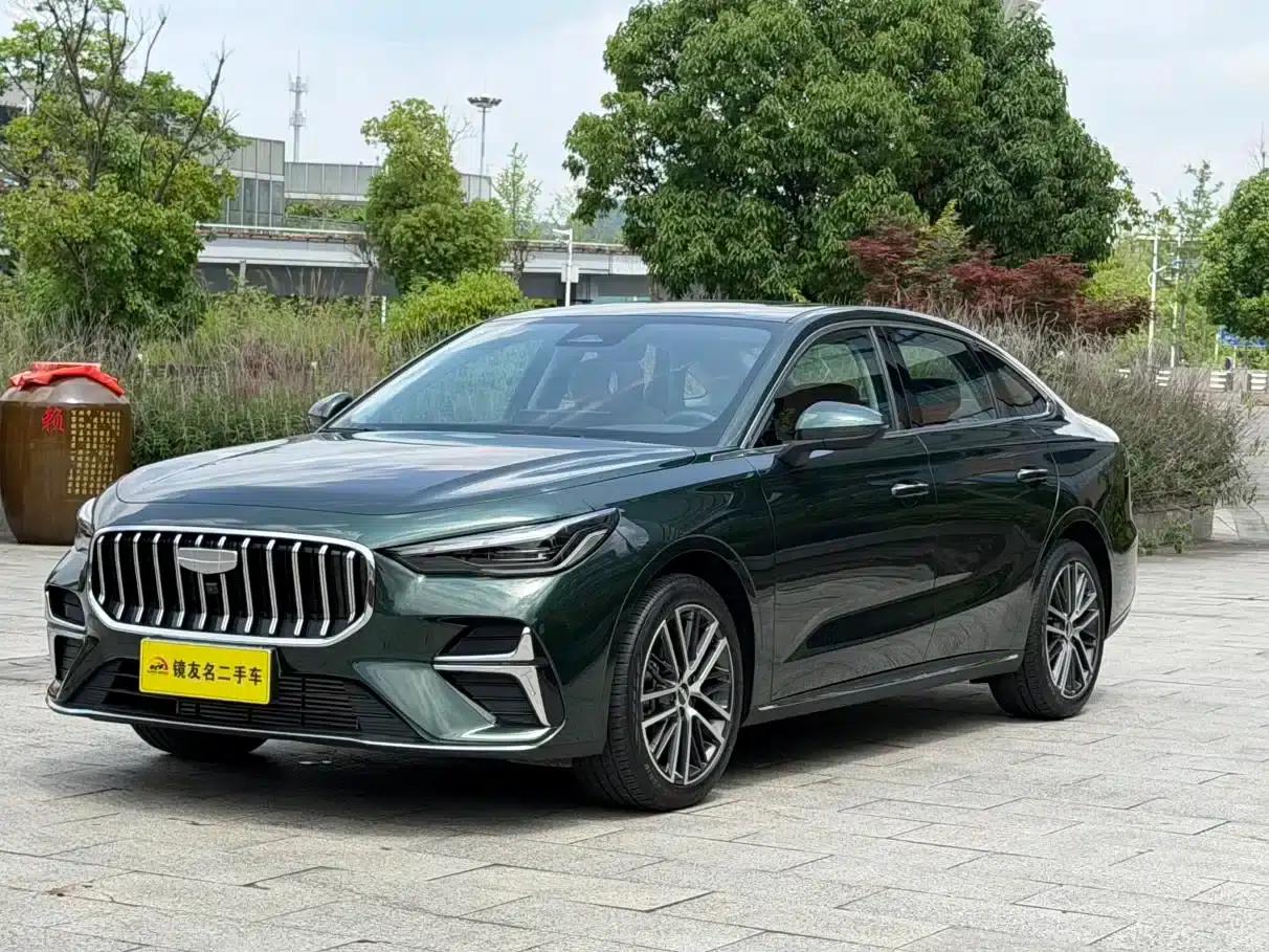 Geely Emgrand 2026 5th Generation 1.5T DCT Flagship Edition — миниатюра 1