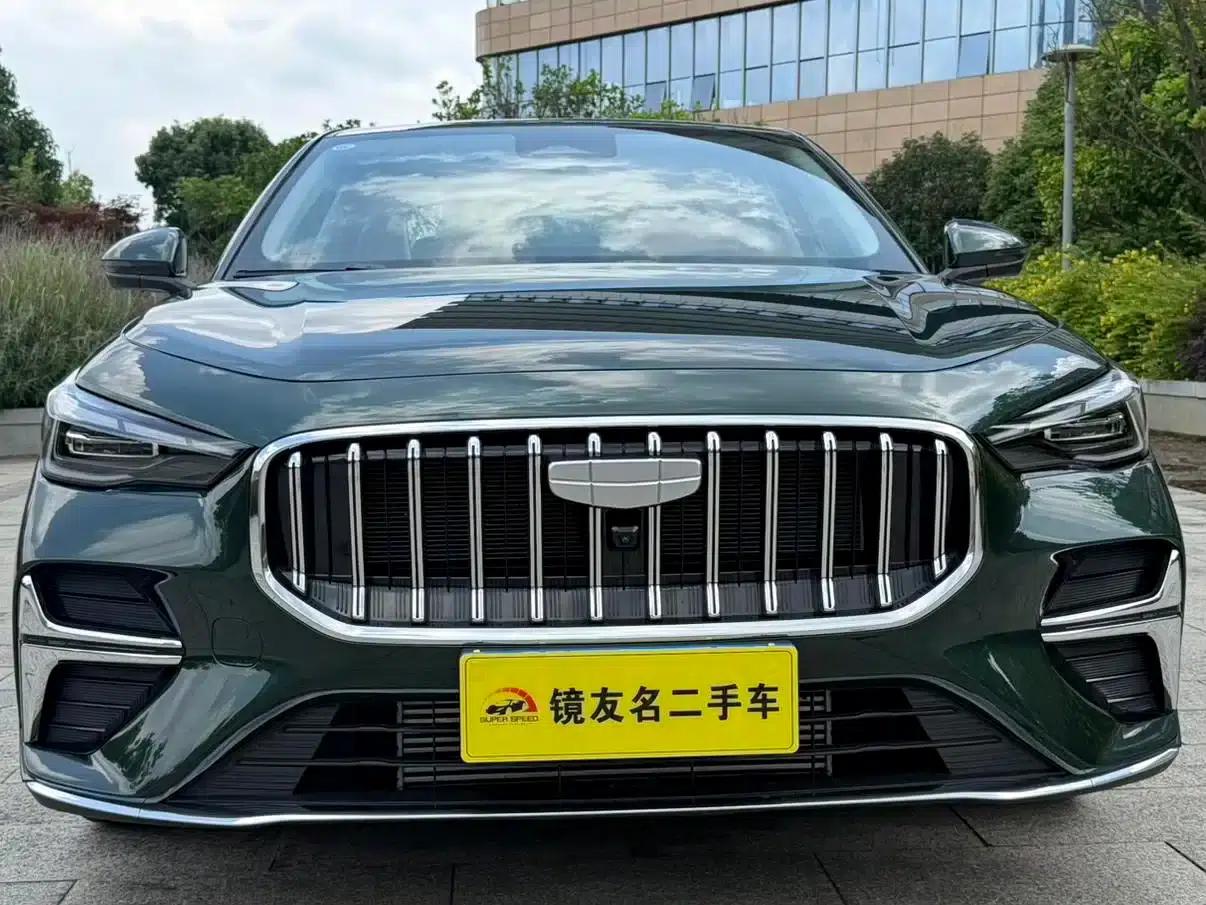Geely Emgrand 2026 5th Generation 1.5T DCT Flagship Edition — миниатюра 22