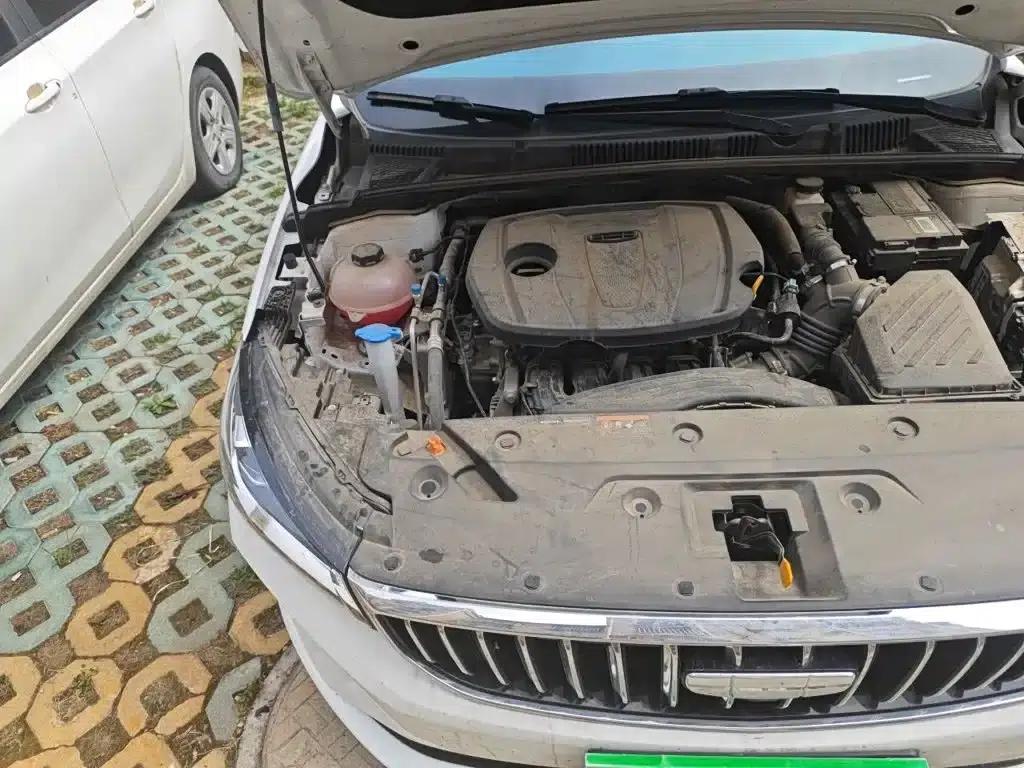 Geely Emgrand 2025 4th Generation 1.5L CVT Dragon Edition — миниатюра 21