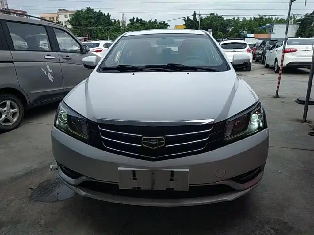 Geely Emgrand 2015 Sedan 1.5L Manual Upgrade Version — миниатюра 3
