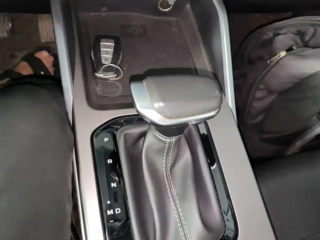 Geely Emgrand 2022 4th Generation 1.5L CVT Premium — миниатюра 14