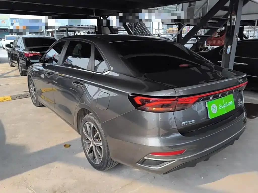 Geely Emgrand 2022 4th Generation 1.5L CVT Premium — миниатюра 5