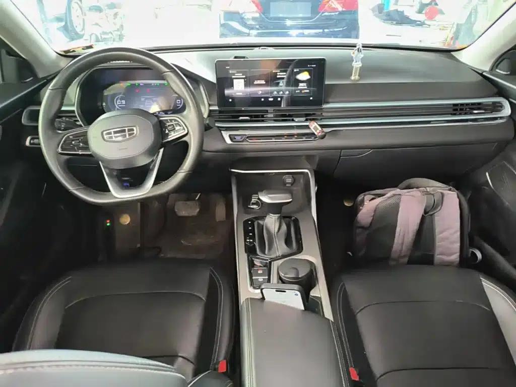 Geely Emgrand 2022 4th Generation 1.5L CVT Premium — миниатюра 10
