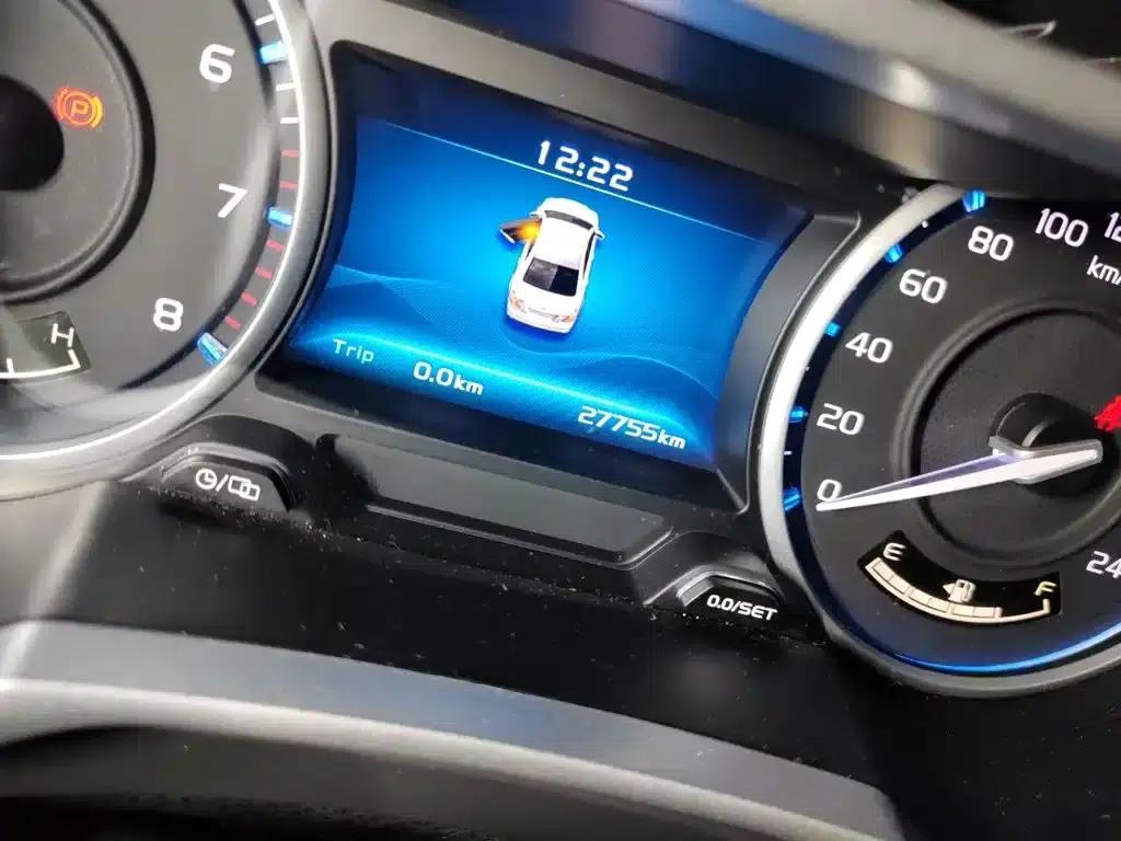 Geely Emgrand 2016 Sedan 1.5L Manual Upgrade Version — миниатюра 5