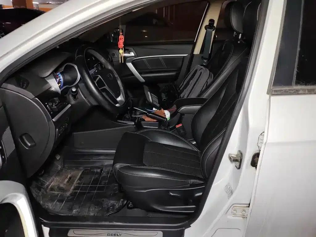 Geely Emgrand 2016 Sedan 1.5L Manual Upgrade Version — миниатюра 8