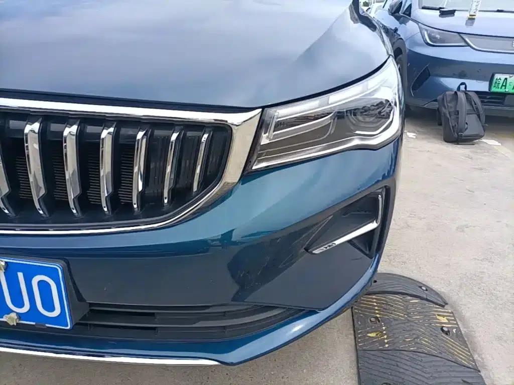 Geely Emgrand 2026 4 Millionth Anniversary Edition 1.5L CVT Flying Model — миниатюра 24