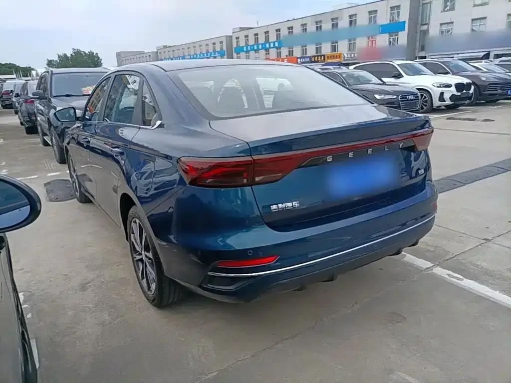Geely Emgrand 2026 4 Millionth Anniversary Edition 1.5L CVT Flying Model — миниатюра 5