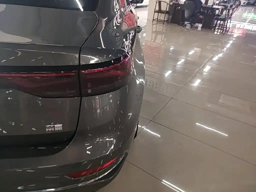 Geely Emgrand 2023 4th Generation Champion Edition 1.5L CVT Luxury — миниатюра 8