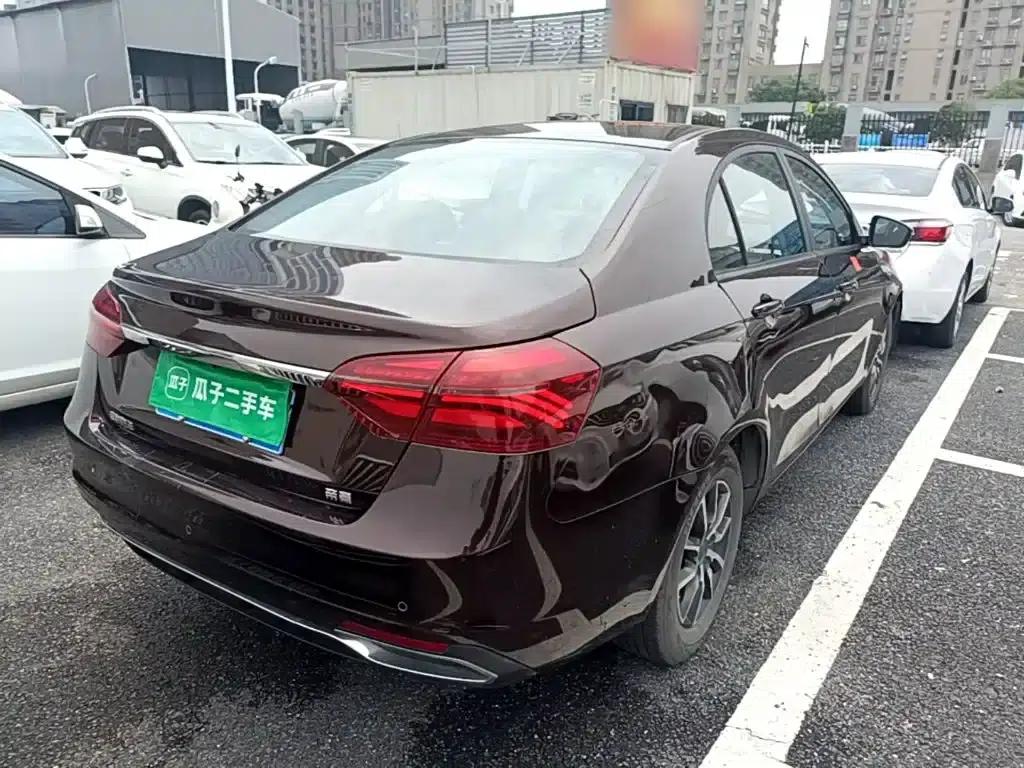 Geely Emgrand 2019 Leading Edition 1.5L Manual Deluxe Model (China VI Emission Standard) — миниатюра 7