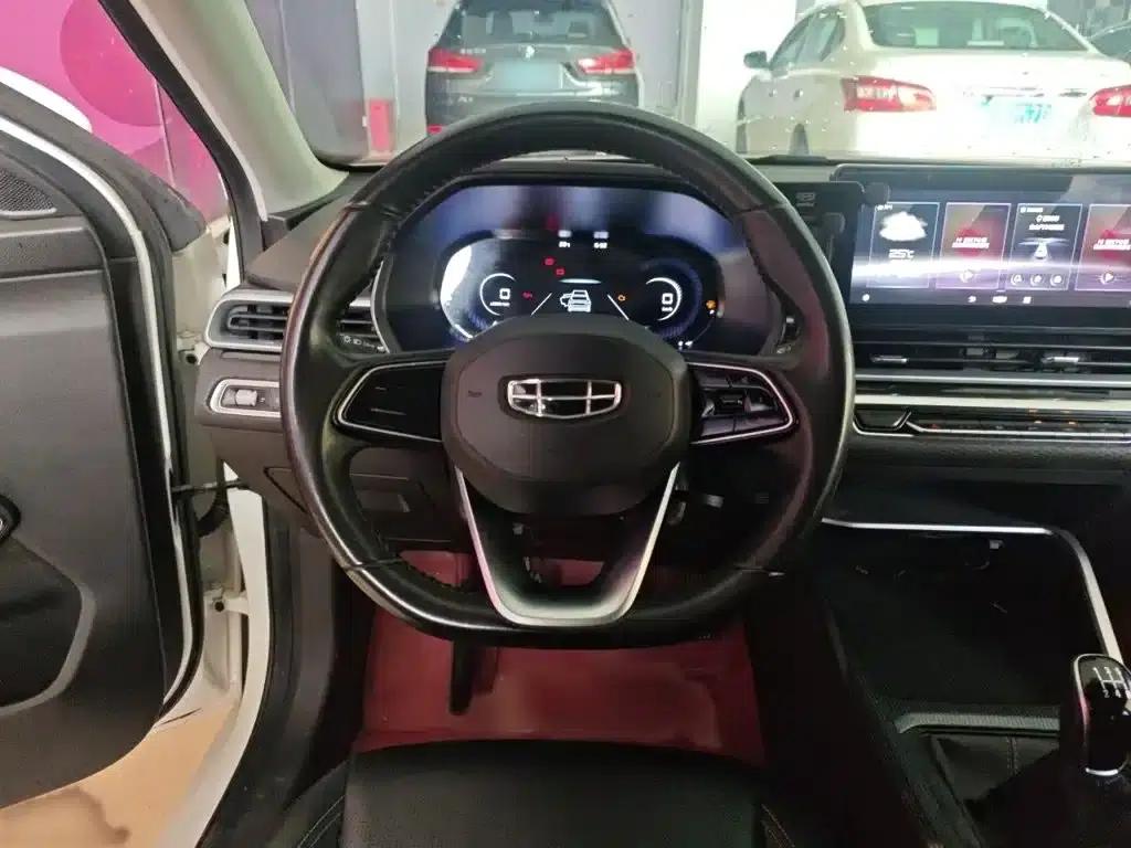 Geely Emgrand 2022 Generation 4 1.5L Manual Deluxe — миниатюра 3
