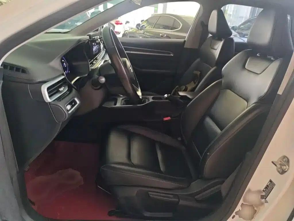 Geely Emgrand 2022 Generation 4 1.5L Manual Deluxe — миниатюра 8