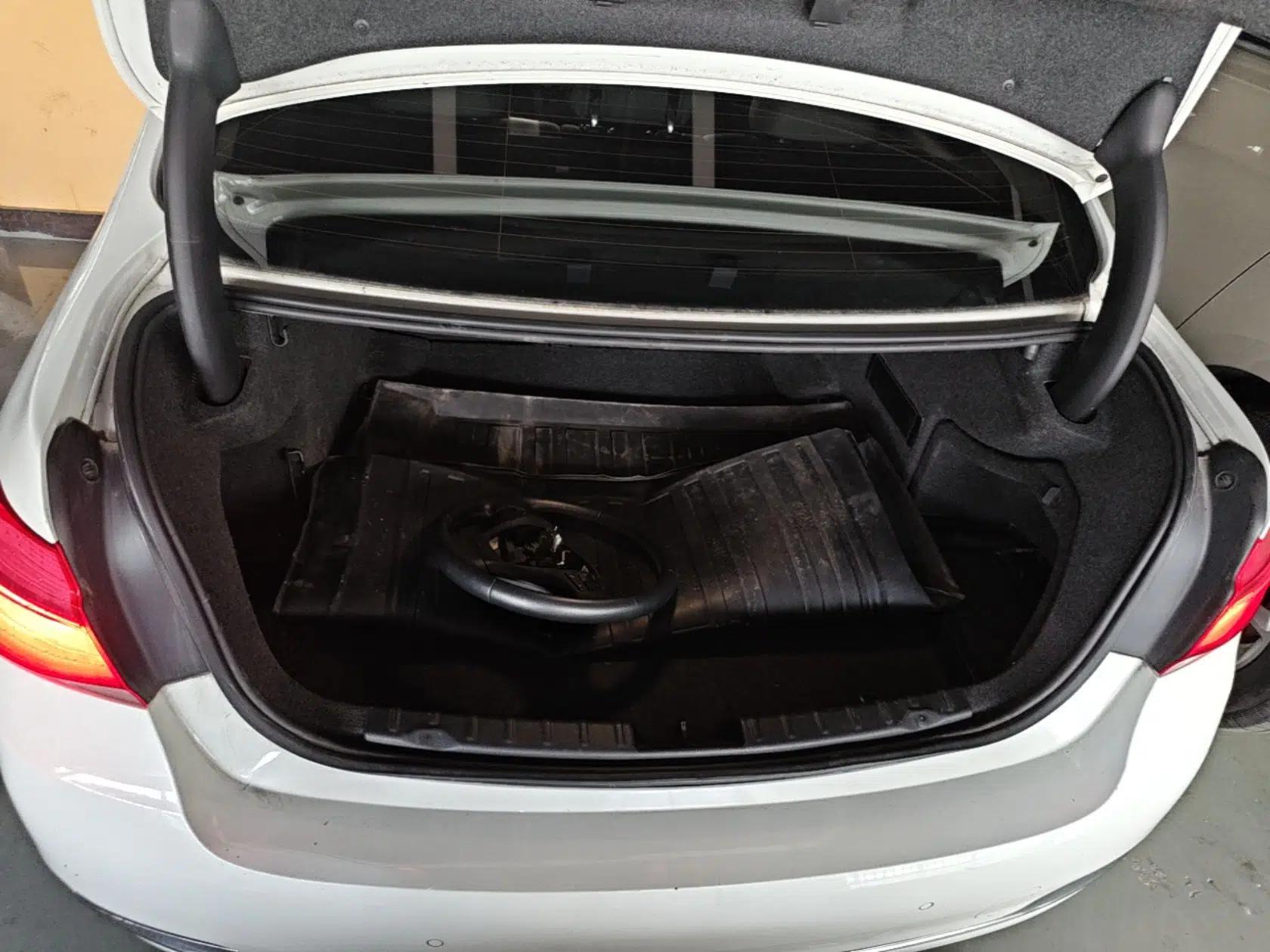 BMW 3 Series 2016 320Li Fashion Model — миниатюра 27