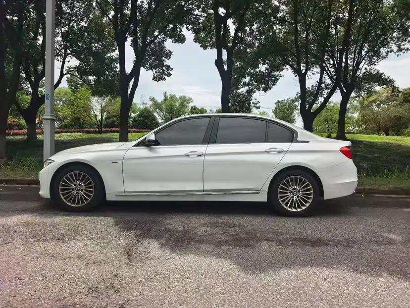 BMW 3 Series 2015 320Li Luxury Design Package — миниатюра 21