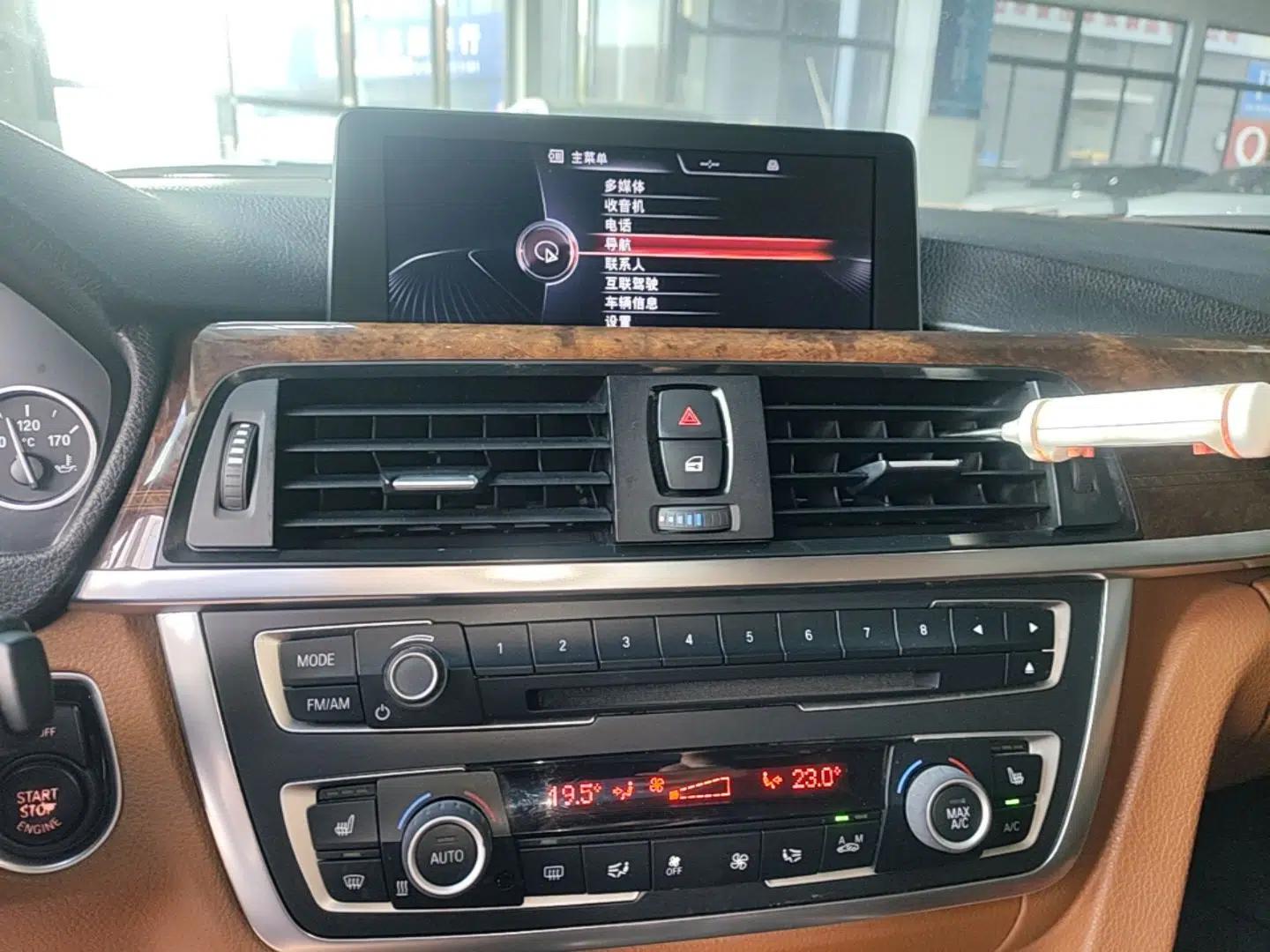 BMW 3 Series 2015 320Li Luxury Design Package Premium Edition — миниатюра 21