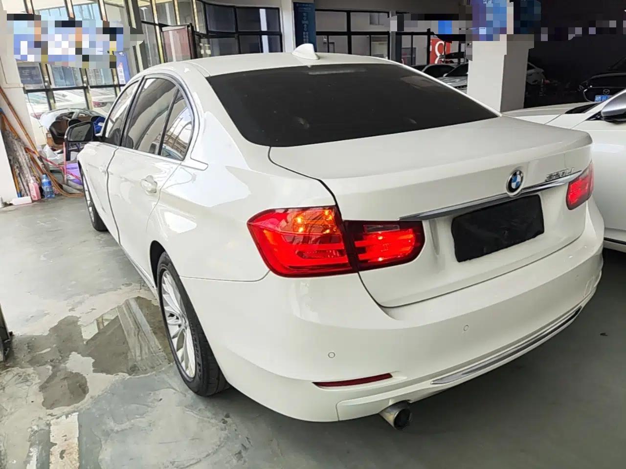 BMW 3 Series 2015 320Li Luxury Design Package Premium Edition — миниатюра 4