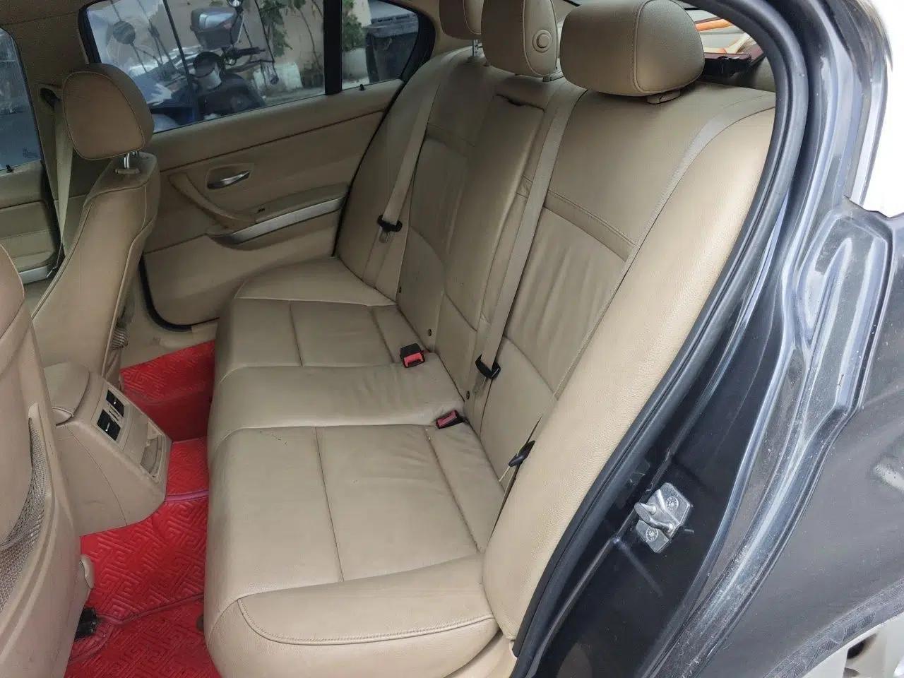 BMW 3 Series 2012 320i Luxury Edition — миниатюра 17