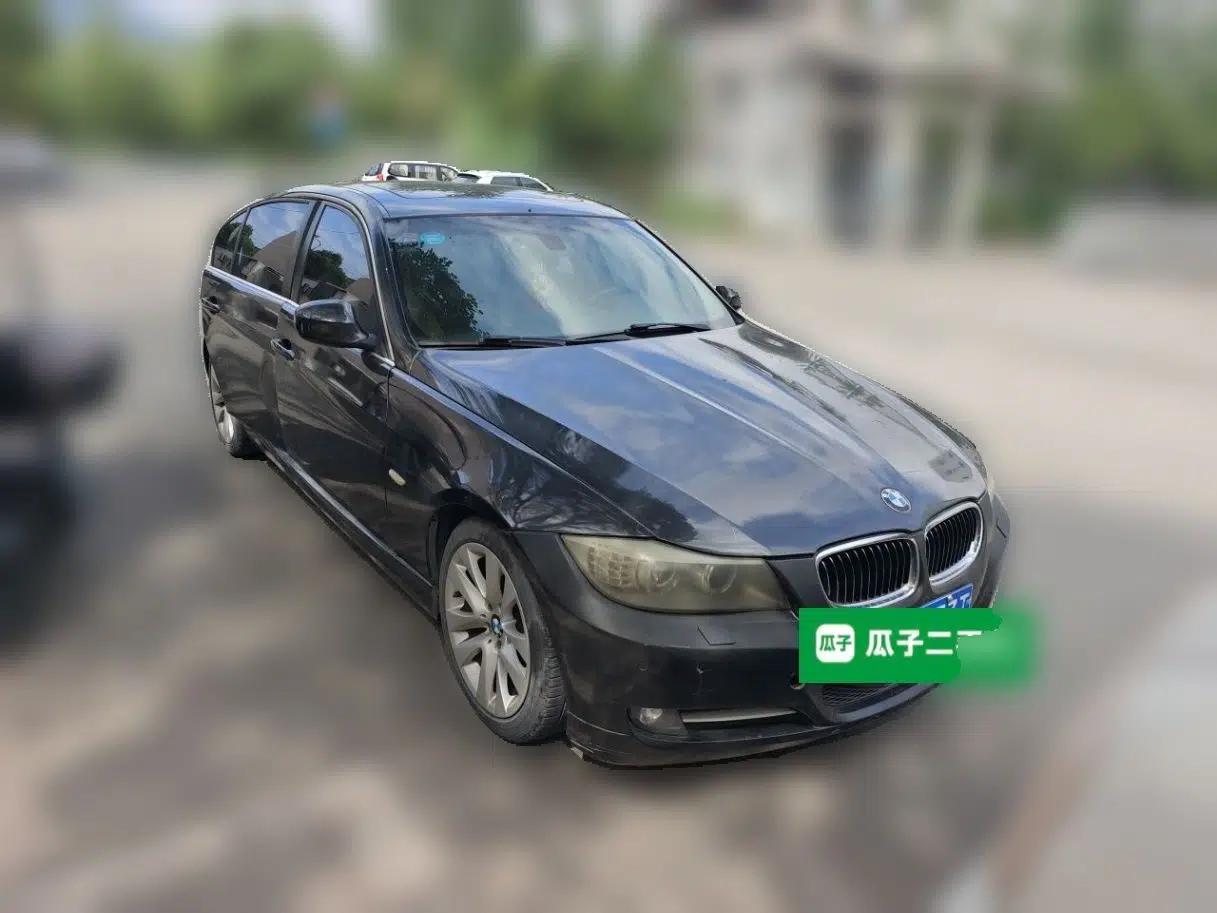 BMW 3 Series 2012 320i Luxury Edition — миниатюра 3