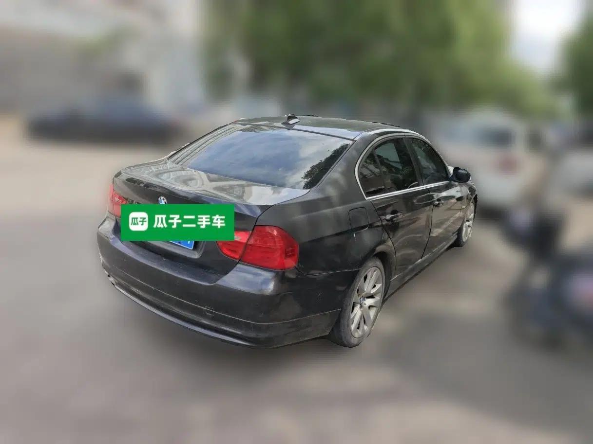 BMW 3 Series 2012 320i Luxury Edition — миниатюра 6
