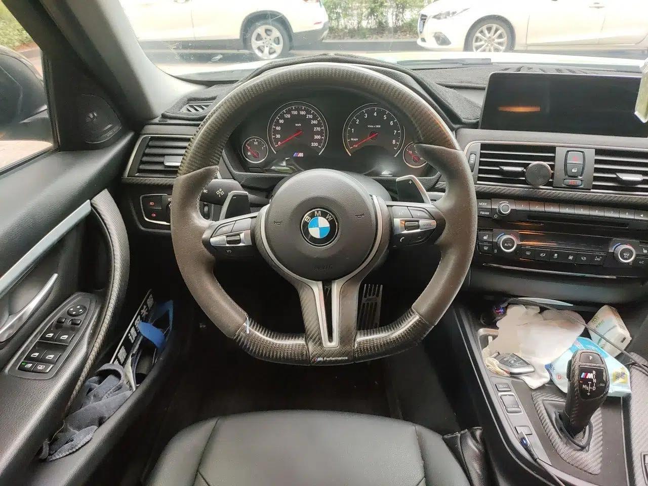 BMW 3 Series 2015 320i Luxury Edition Sports Design Package — миниатюра 10
