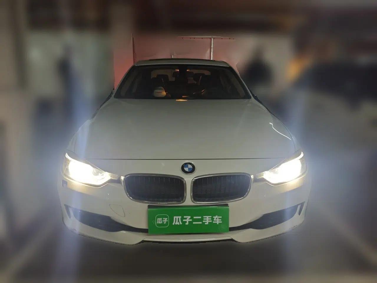 BMW 3 Series 2014 320i Sport Edition — миниатюра 2