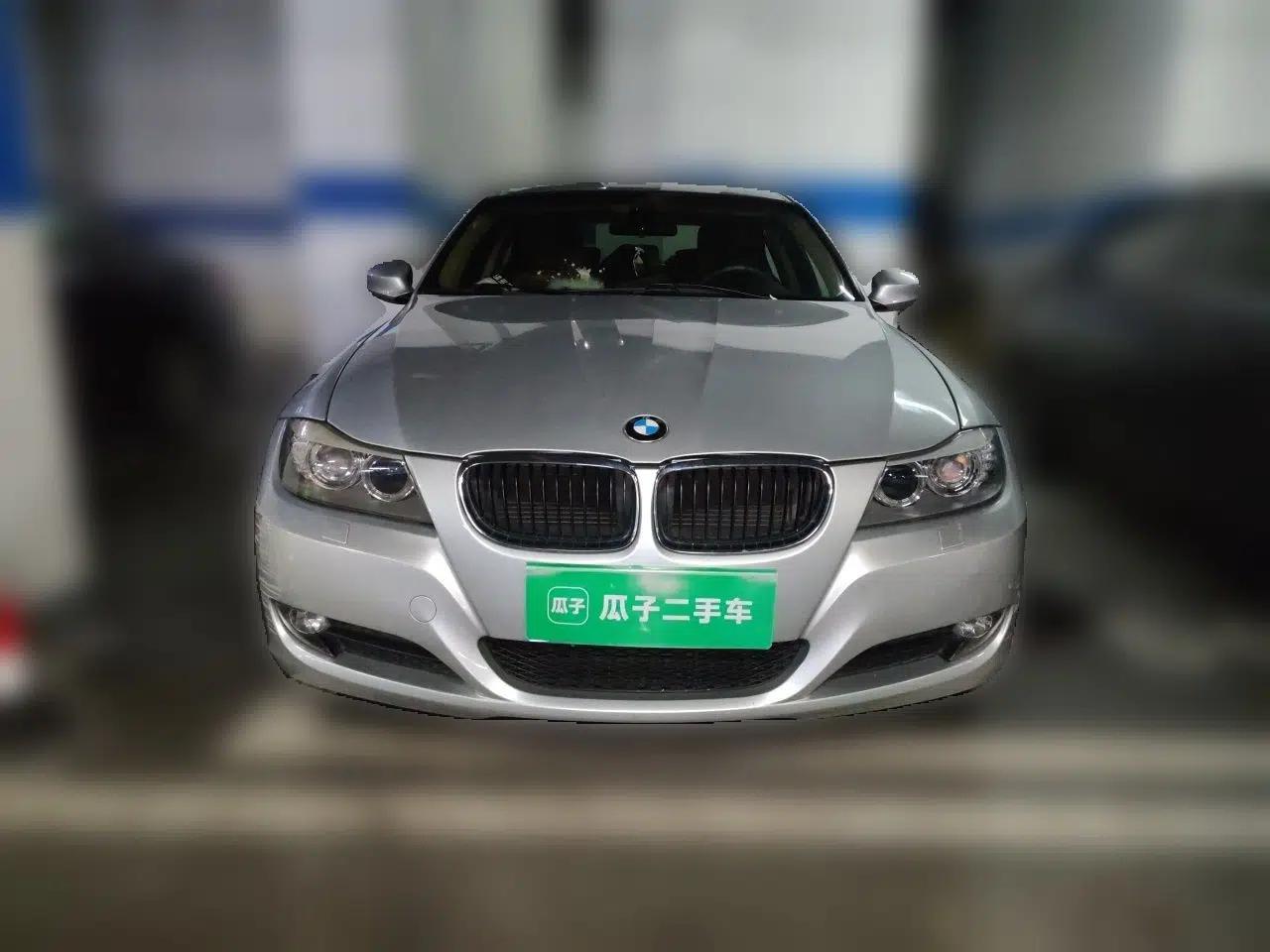 BMW 3 Series 2011 320i Sport Edition — миниатюра 2