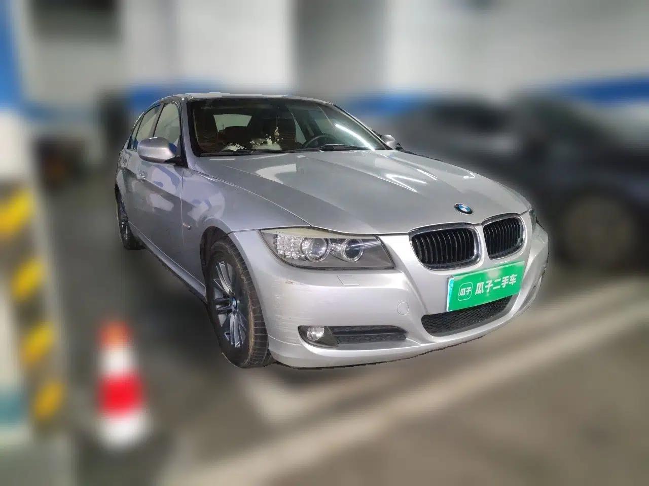 BMW 3 Series 2011 320i Sport Edition — миниатюра 3