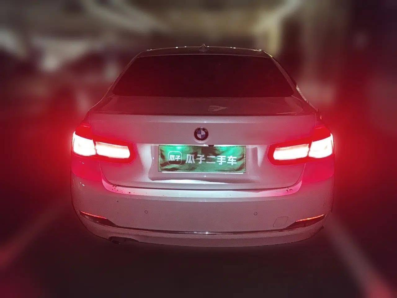 BMW 3 Series 2017 320Li Fashion Model — миниатюра 5