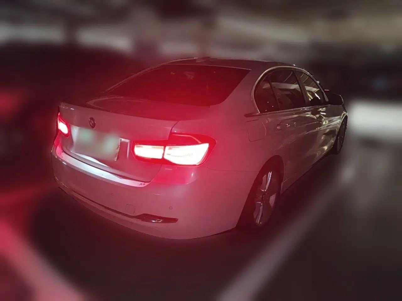 BMW 3 Series 2017 320Li Fashion Model — миниатюра 6