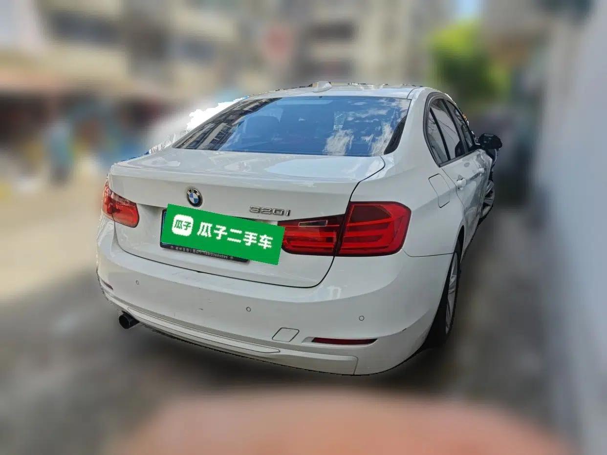 BMW 3 Series 2013 320i Sport Edition — миниатюра 6