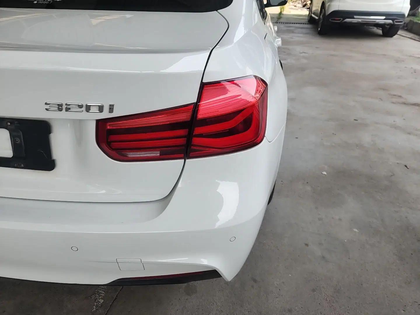 BMW 3 Series 2018 320i M Sport Package — миниатюра 9