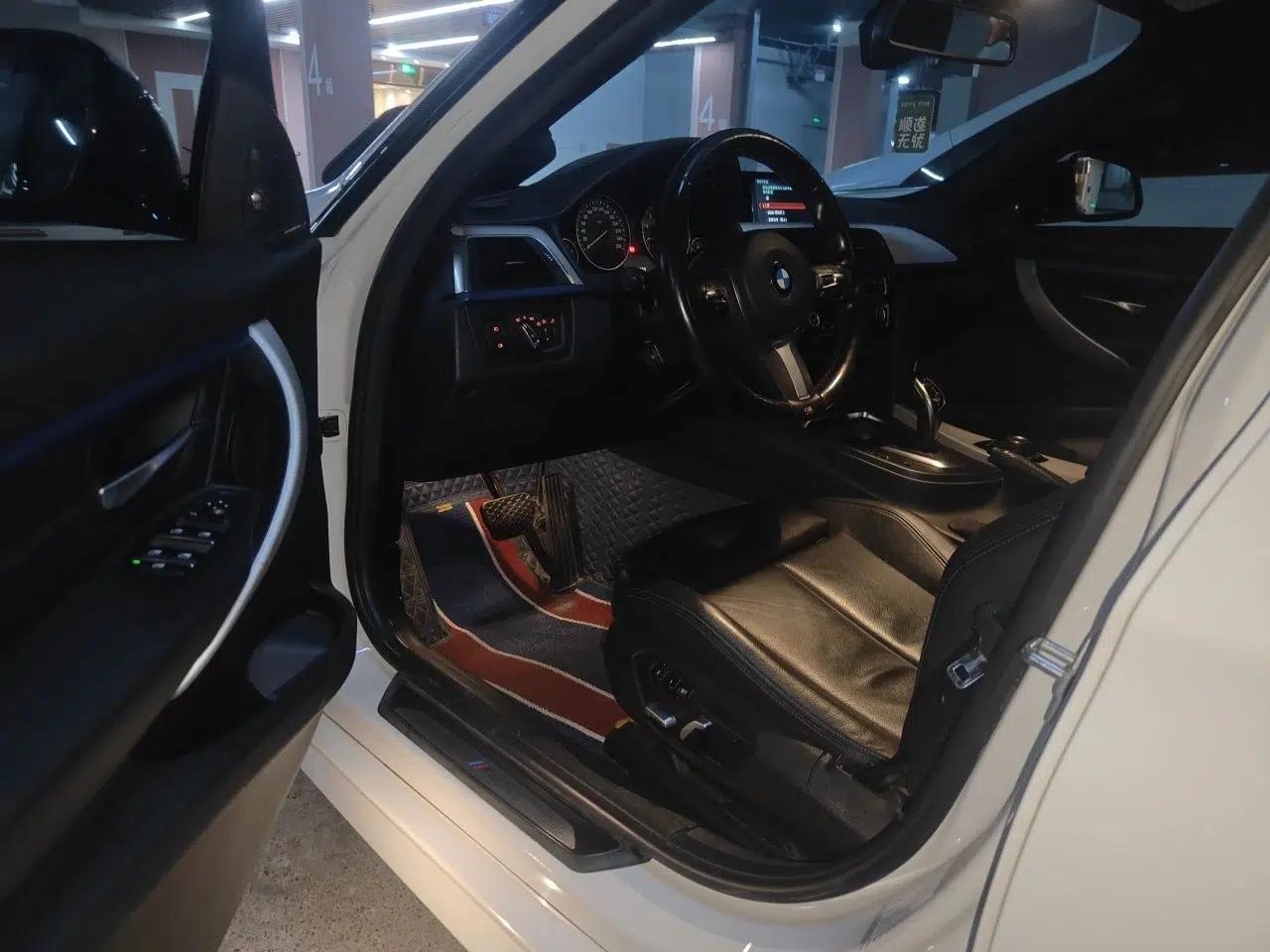 BMW 3 Series 2018 320i M Sport Package — миниатюра 16