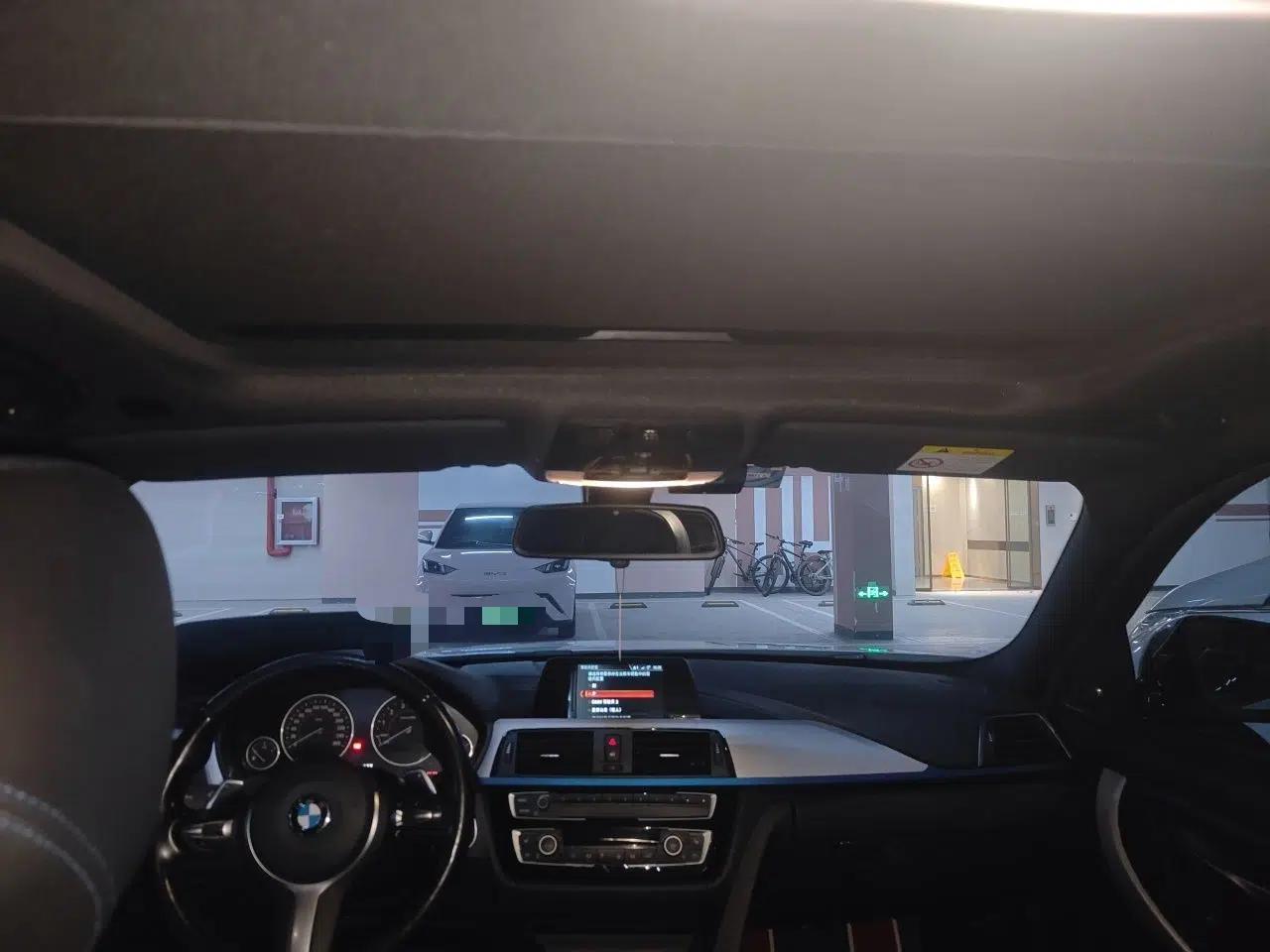 BMW 3 Series 2018 320i M Sport Package — миниатюра 18