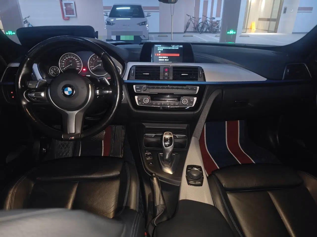 BMW 3 Series 2018 320i M Sport Package — миниатюра 9