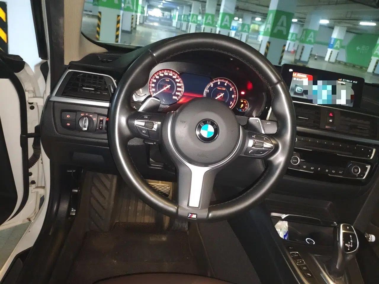 BMW 3 Series 2018 320Li Leading Model M Sport Package — миниатюра 10