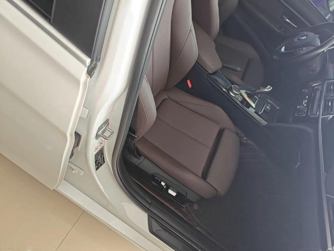 BMW 3 Series 2019 320Li Fashion Model — миниатюра 19
