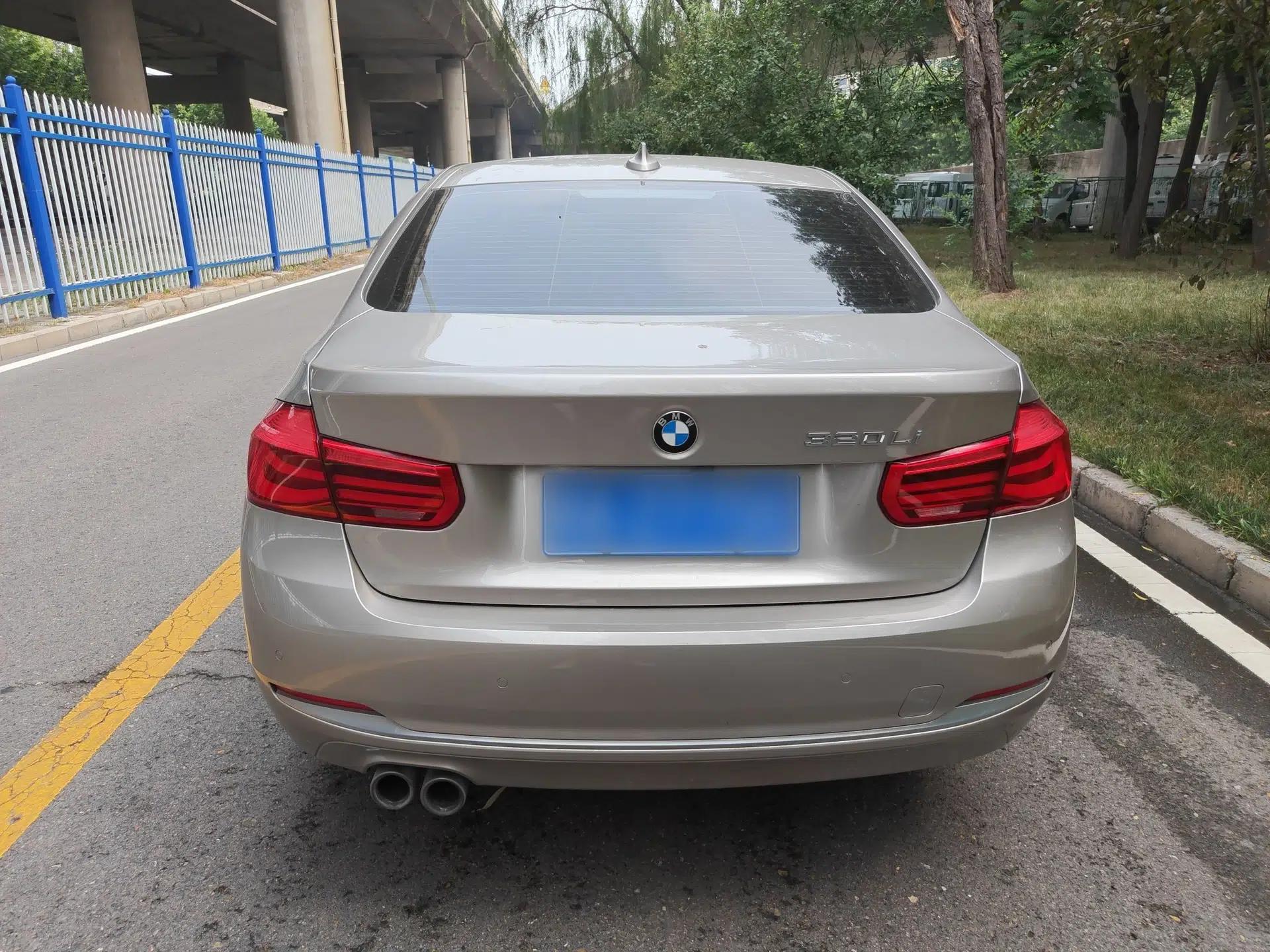 BMW 3 Series 2018 320Li Fashion Model — миниатюра 6
