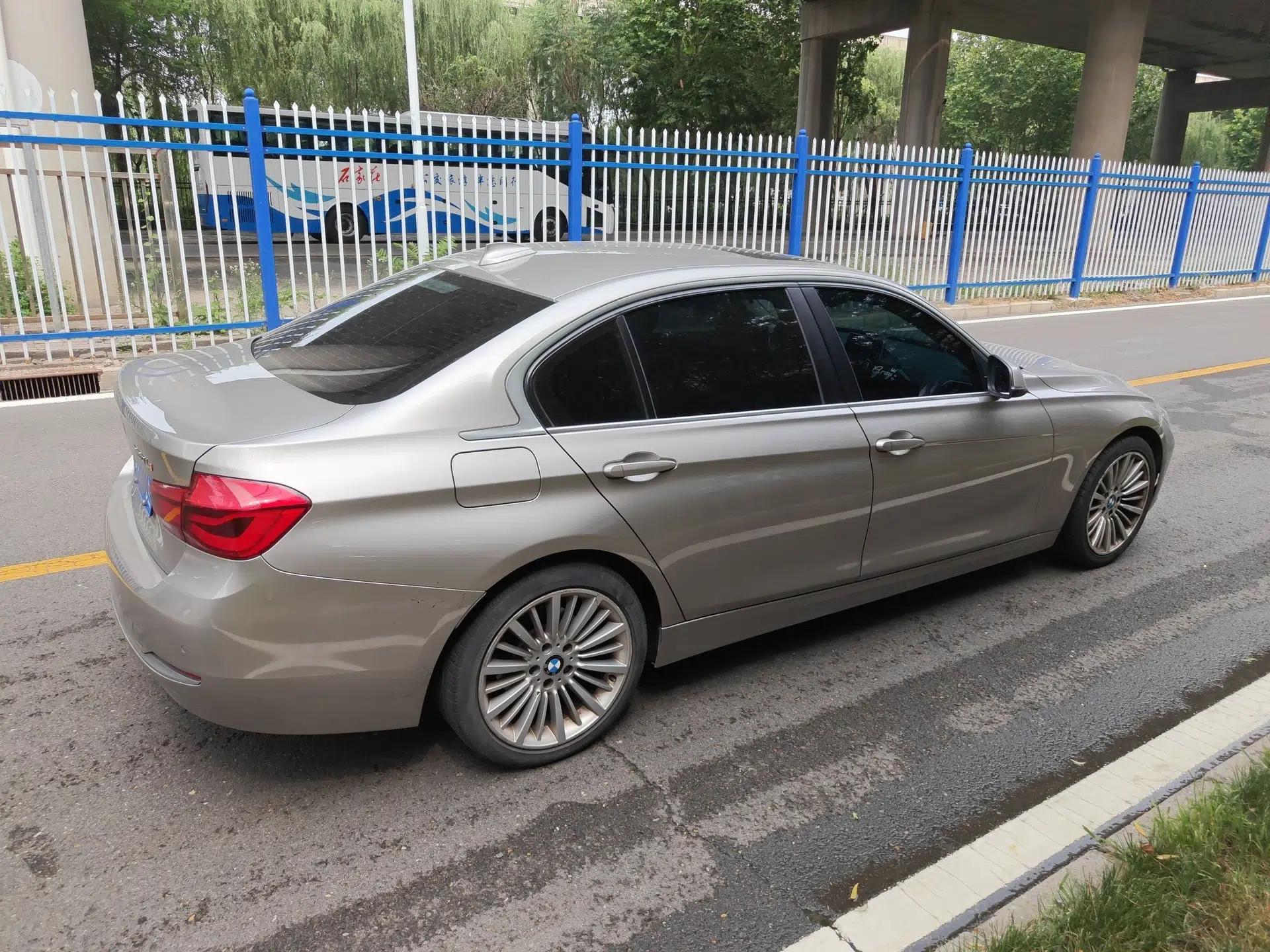 BMW 3 Series 2018 320Li Fashion Model — миниатюра 8
