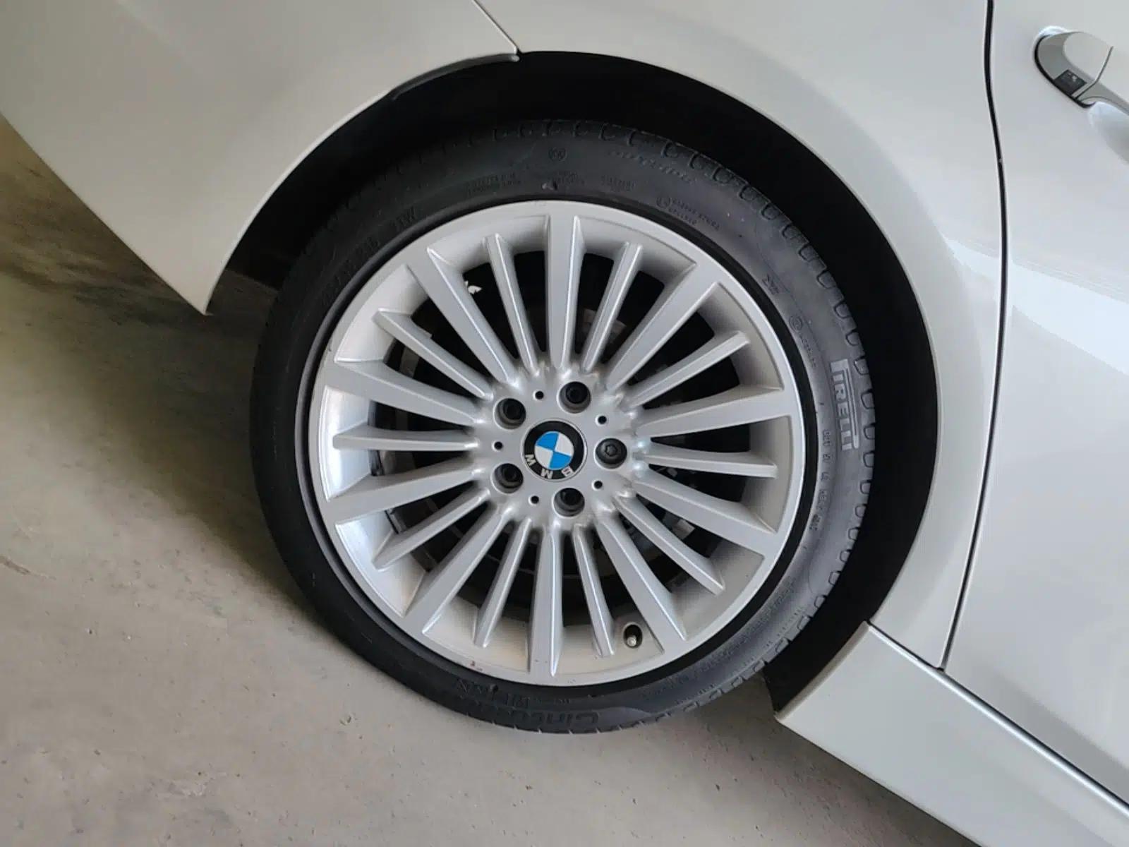 BMW 3 Series 2018 320Li Fashion Model — миниатюра 11