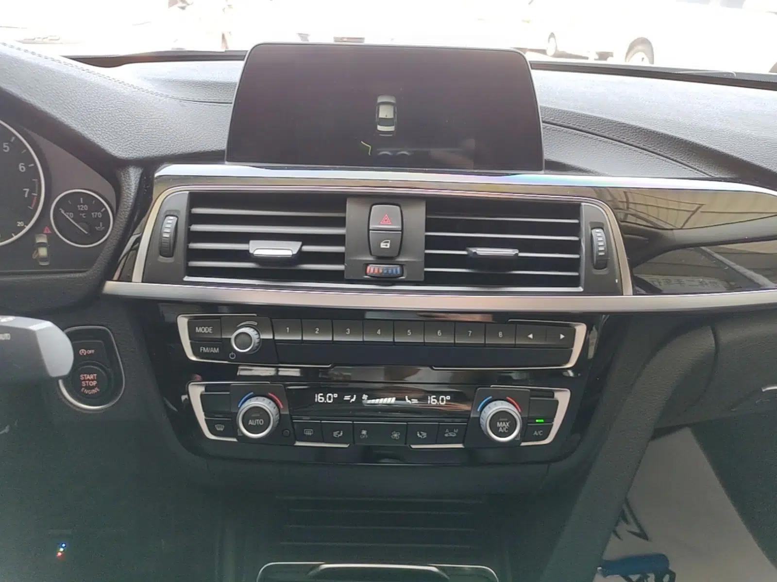 BMW 3 Series 2018 320Li Fashion Model — миниатюра 15