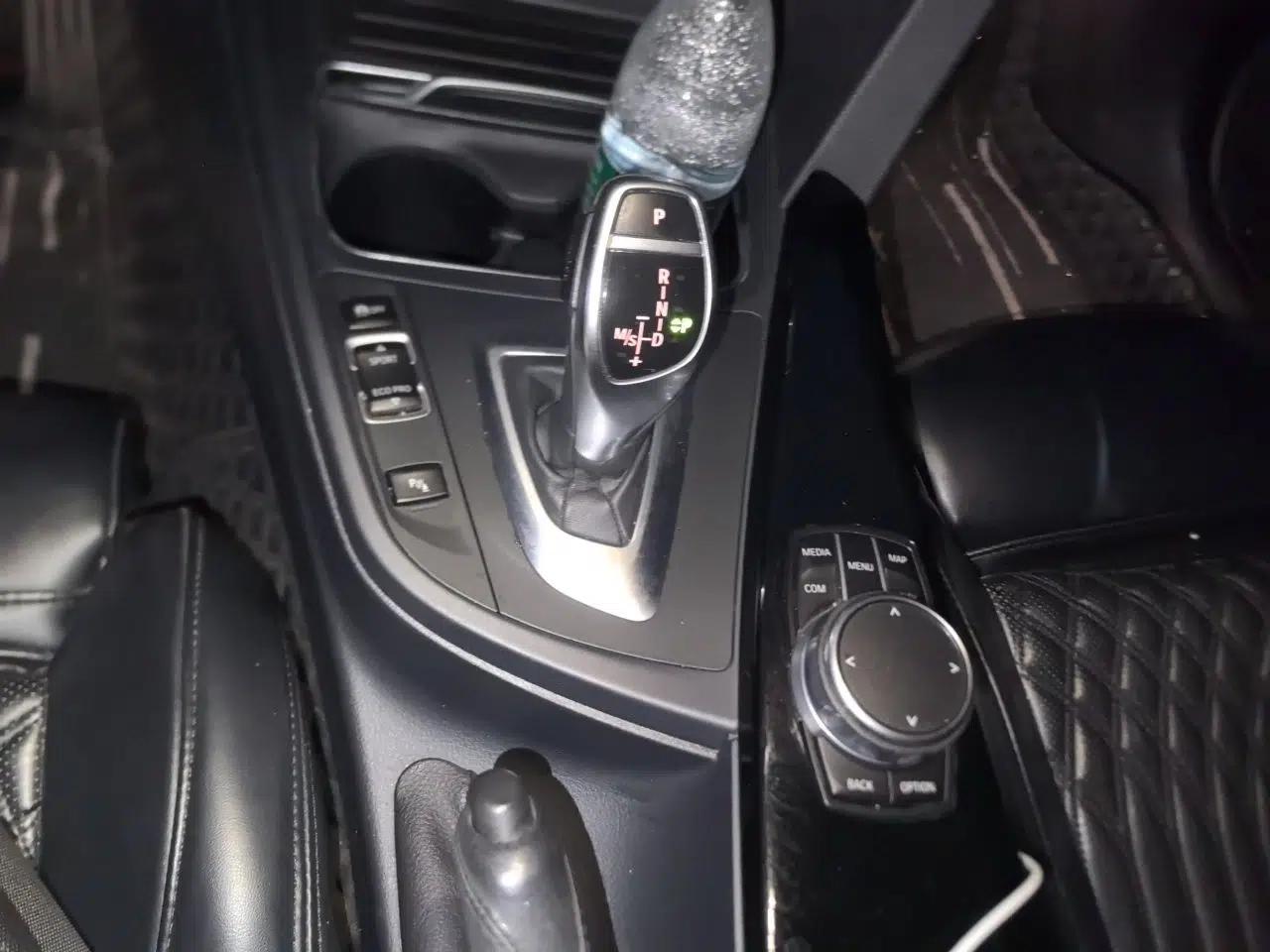BMW 3 Series 2018 320Li Leading Model M Sport Package — миниатюра 14