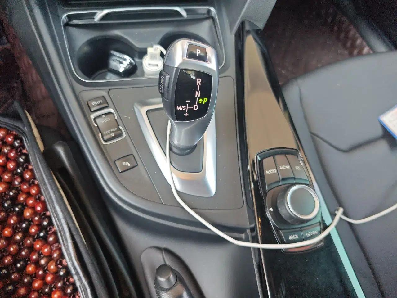 BMW 3 Series 2017 320Li Fashion Model — миниатюра 14