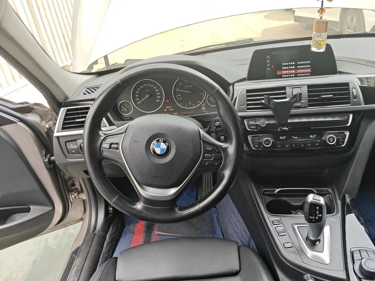 BMW 3 Series 2018 320Li Fashion Model — миниатюра 10