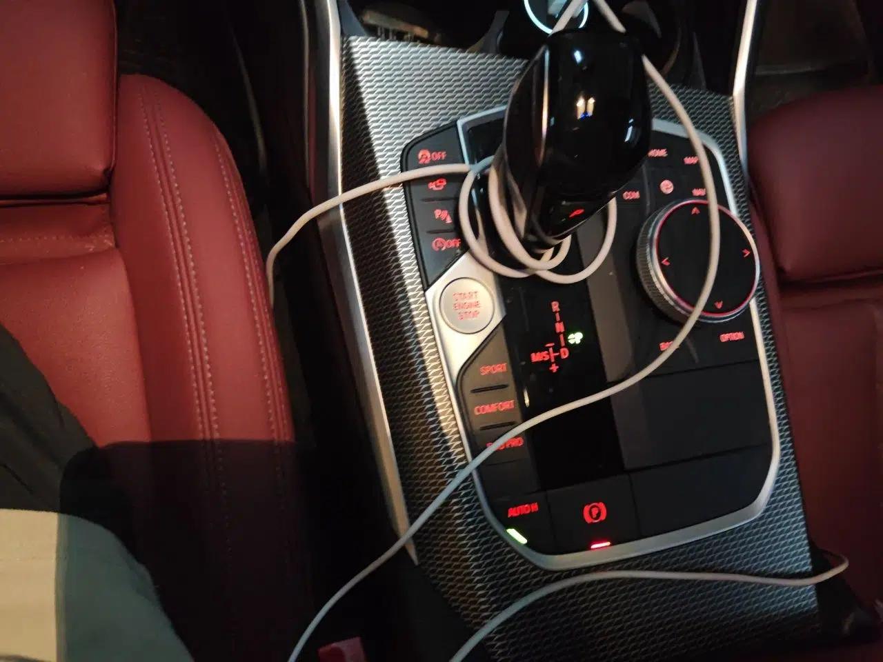 BMW 3 Series 2021 325i M Sport Night Edition package — миниатюра 14