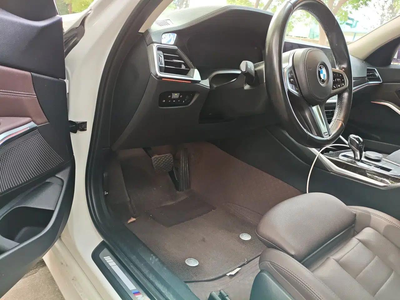 BMW 3 Series 2020 Restyled 325Li M Sport Package — миниатюра 16