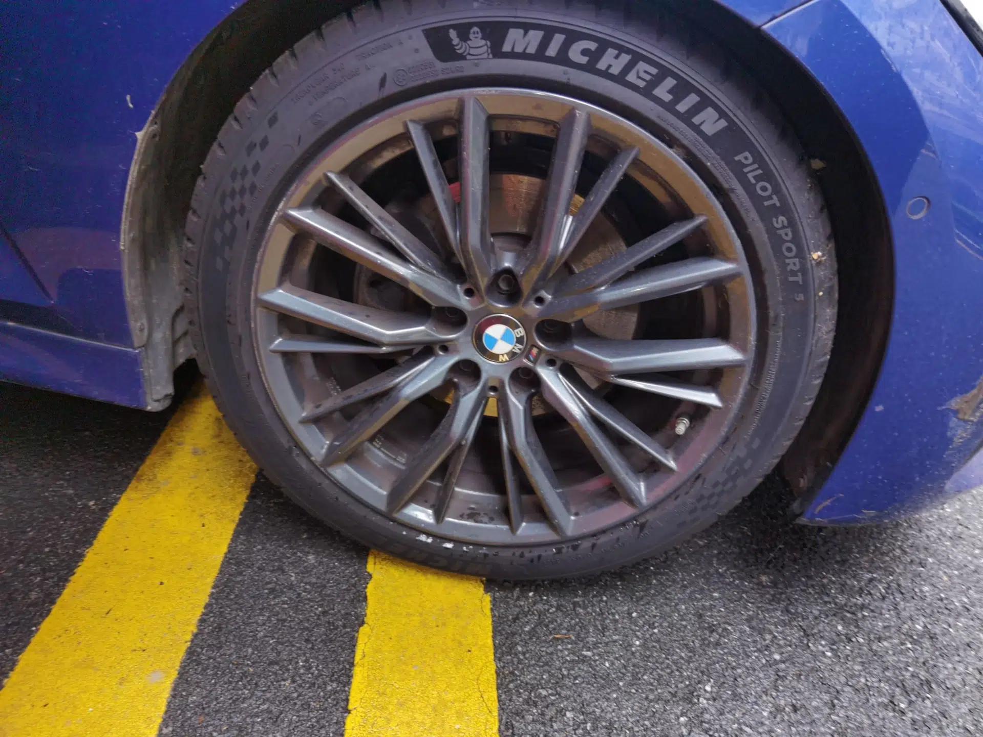 BMW 3 Series 2020 325Li M Sport Night Edition Package — миниатюра 8