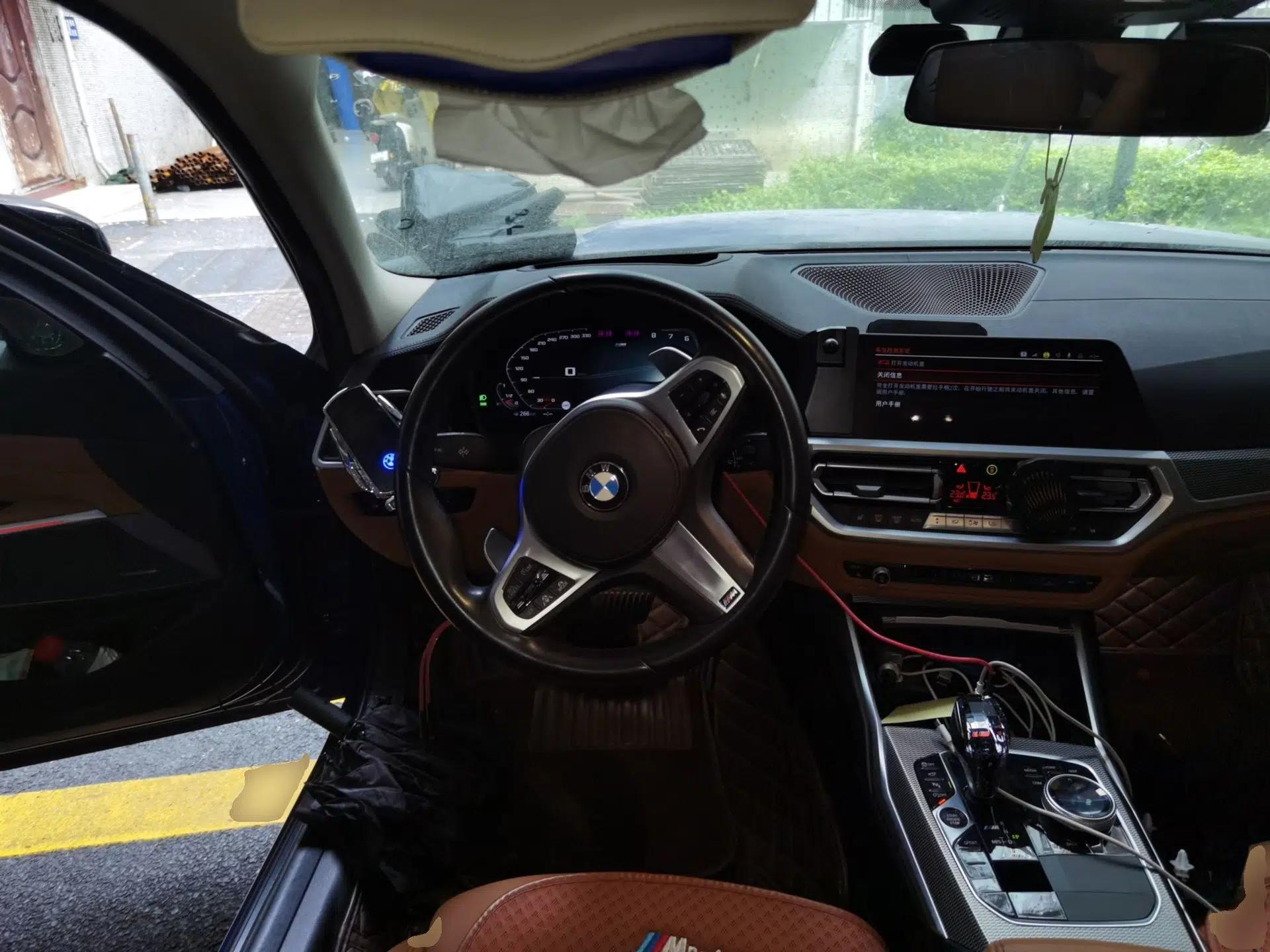 BMW 3 Series 2020 325Li M Sport Night Edition Package — миниатюра 10