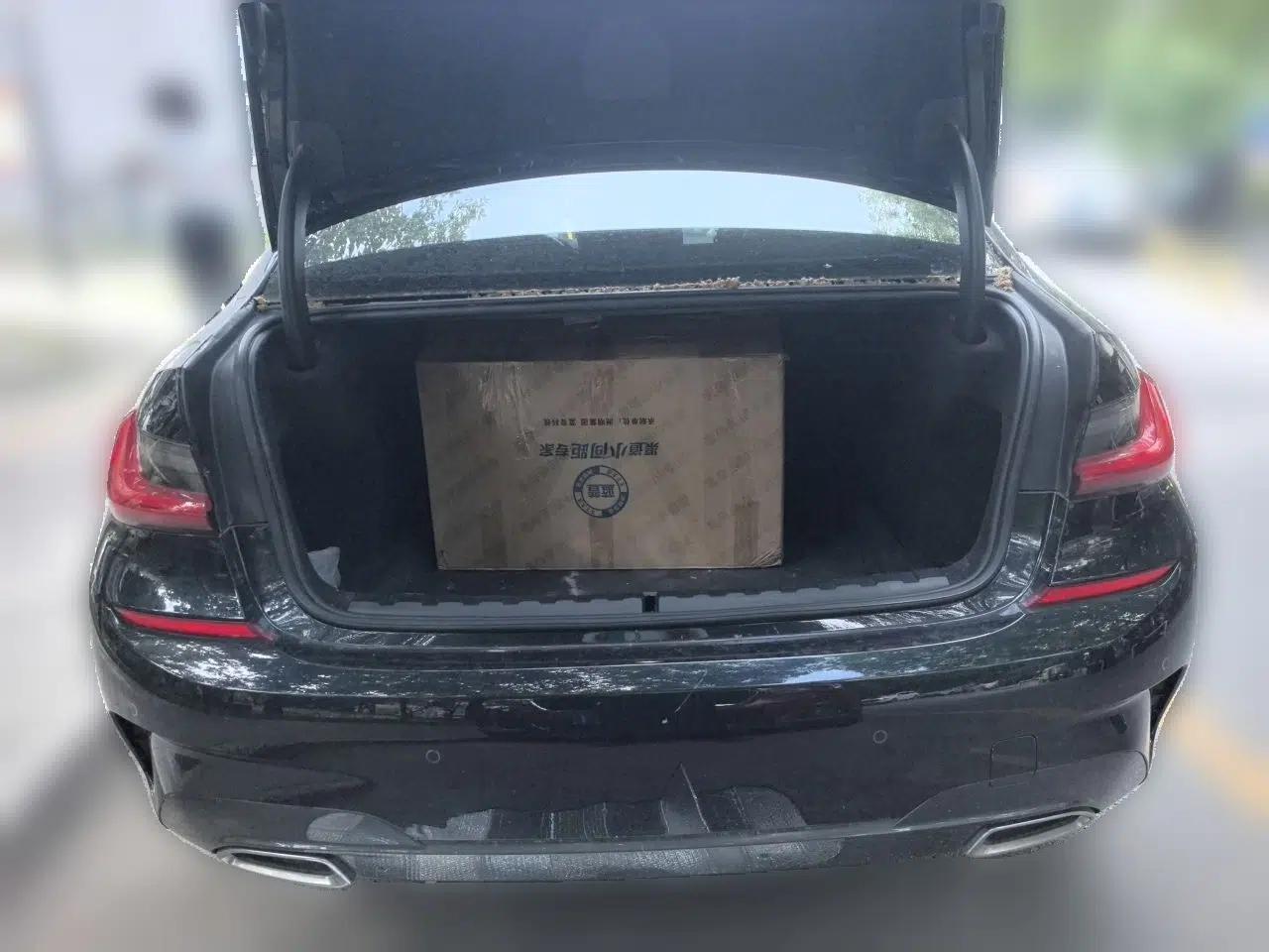 BMW 3 Series 2021 325i M Sport Package — миниатюра 19