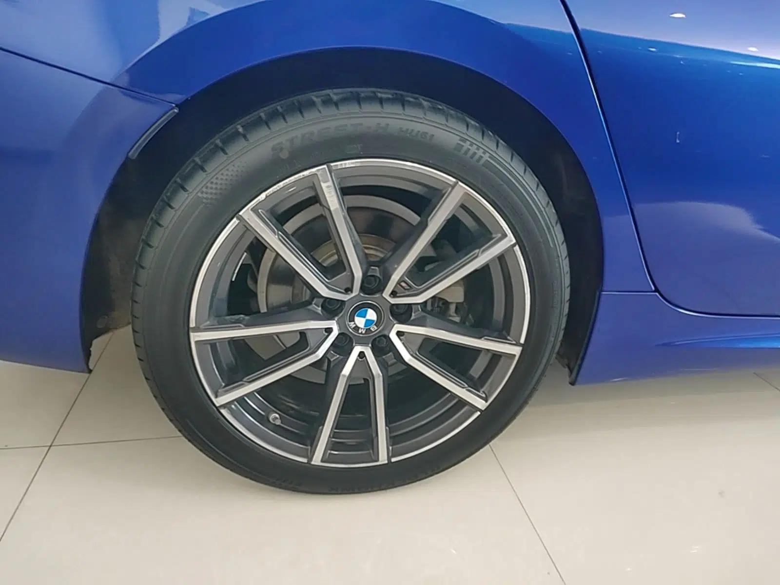 BMW 3 Series 2020 320Li M Sport Package — миниатюра 11