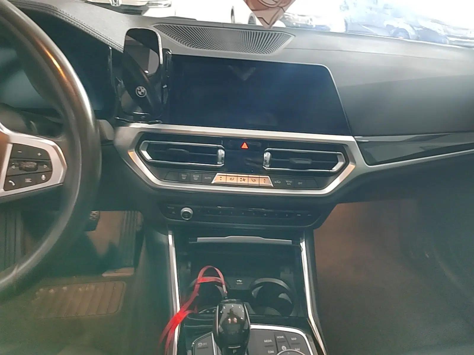 BMW 3 Series 2020 320Li M Sport Package — миниатюра 15